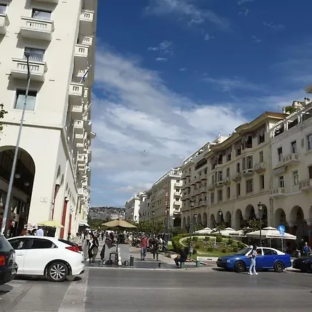 λουξ διαμερισμα στο κεντρο τησ αριστοτελουσ. * Thessaloniki