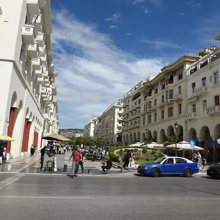 Apartment λουξ διαμερισμα στο κεντρο τησ αριστοτελουσ. *